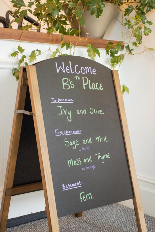 B'S Place Guest House Пейнтън Екстериор снимка