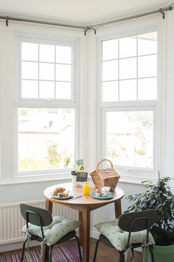B'S Place Guest House Пейнтън Екстериор снимка
