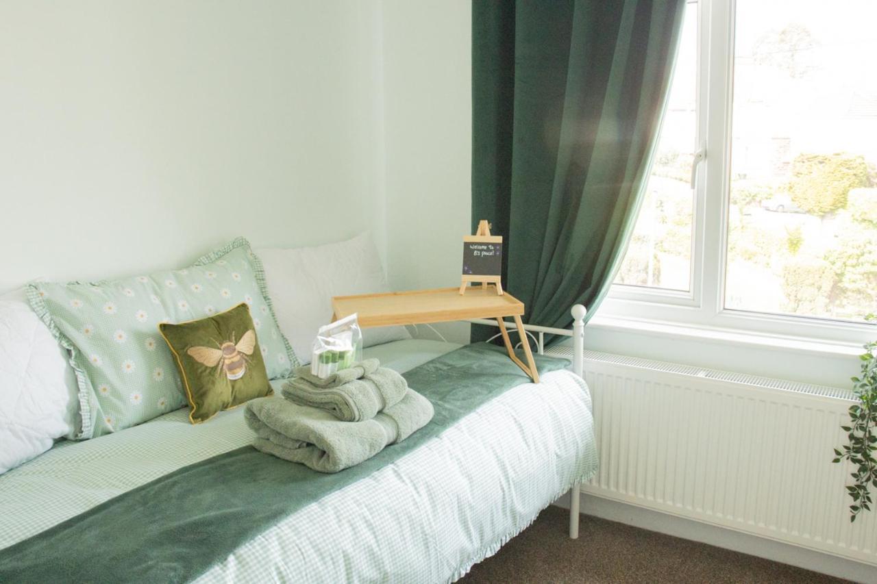 B'S Place Guest House Пейнтън Екстериор снимка
