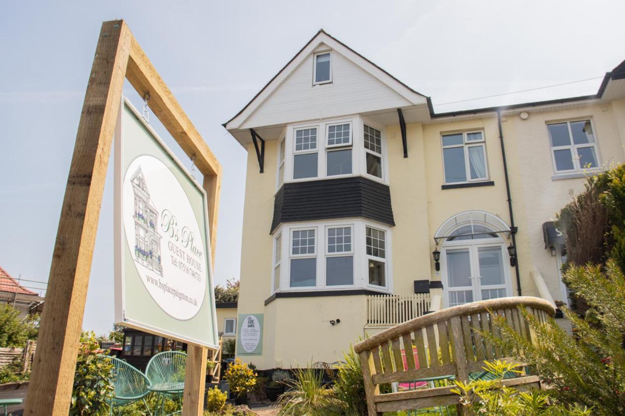 B'S Place Guest House Пейнтън Екстериор снимка